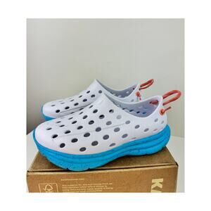 Kane Footwear Revive Recovery Shoes White Blue Lightweight Comfortable Kids 2